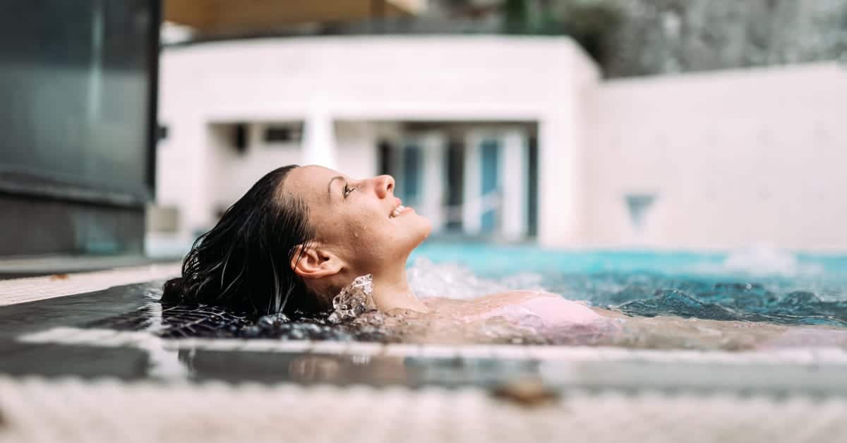 What Should I Look for When Buying a Hot Tub?