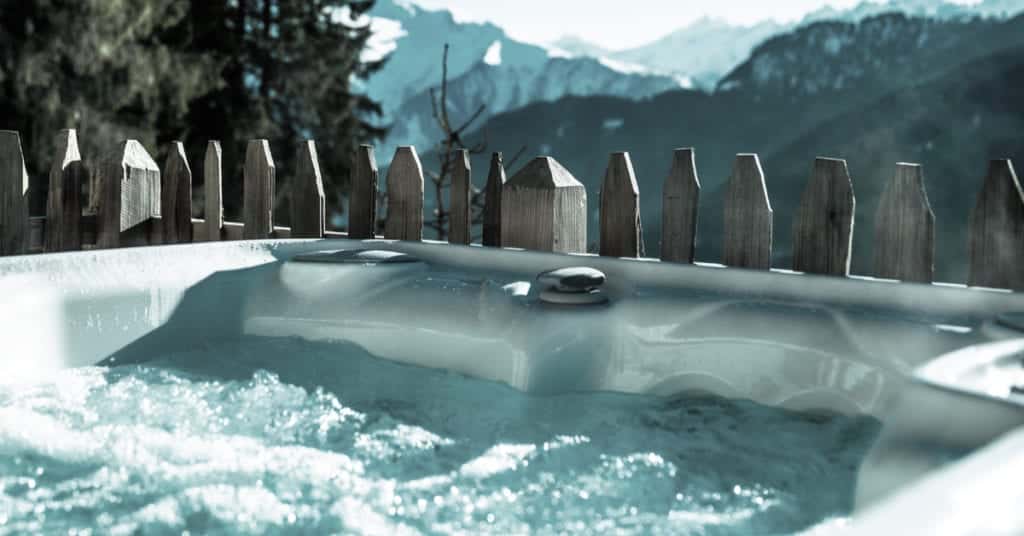 Best Hot Tubs For Colorado Cool Mountain Climates