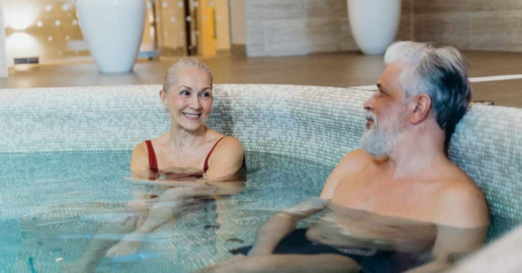 Blood Pressure and Hot Tubs: Benefits and Risks