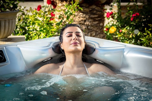 5 of the Best Hot Tub Therapy Benefits